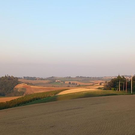 Il Cortile Di Greta Panzió Lu (Piedmont) Kültér fotó